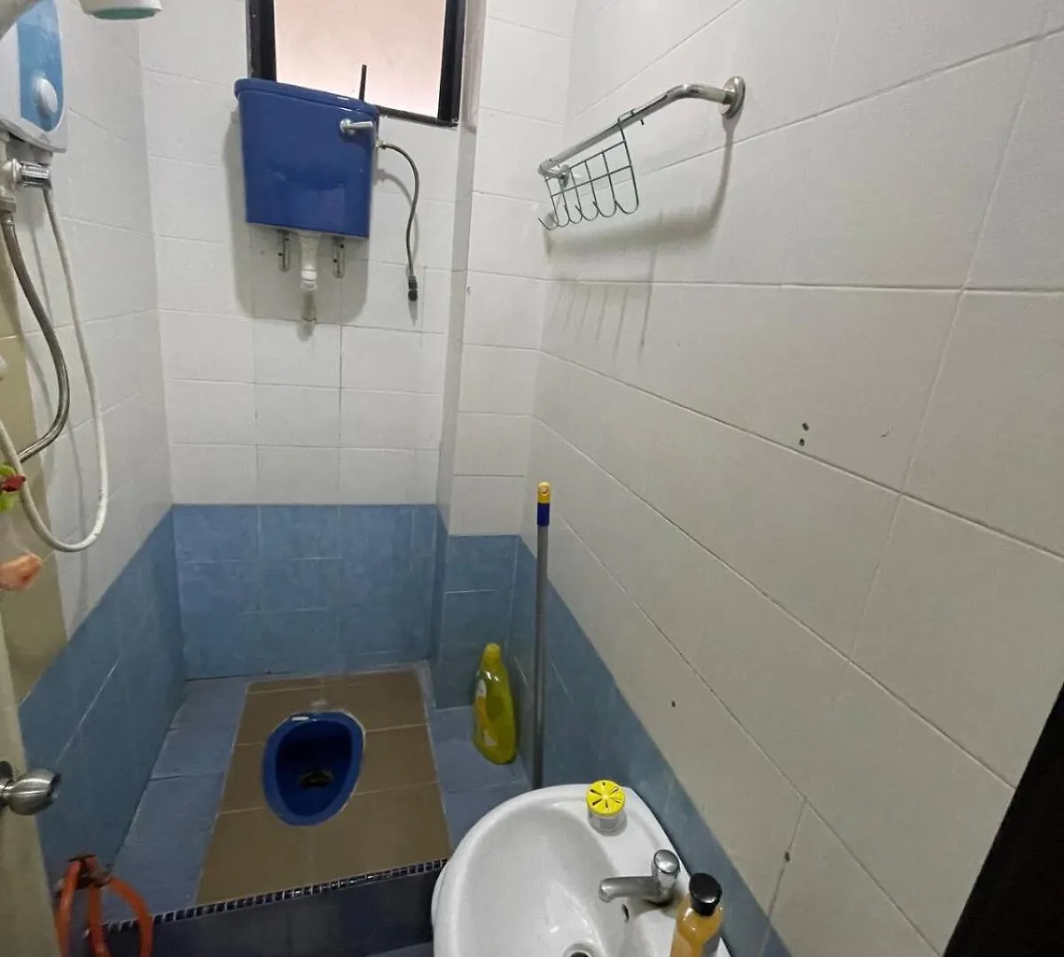 8 Rooms Budget 3 Tingkat Usm Gelugor Georgetown 0*,  Malaysia