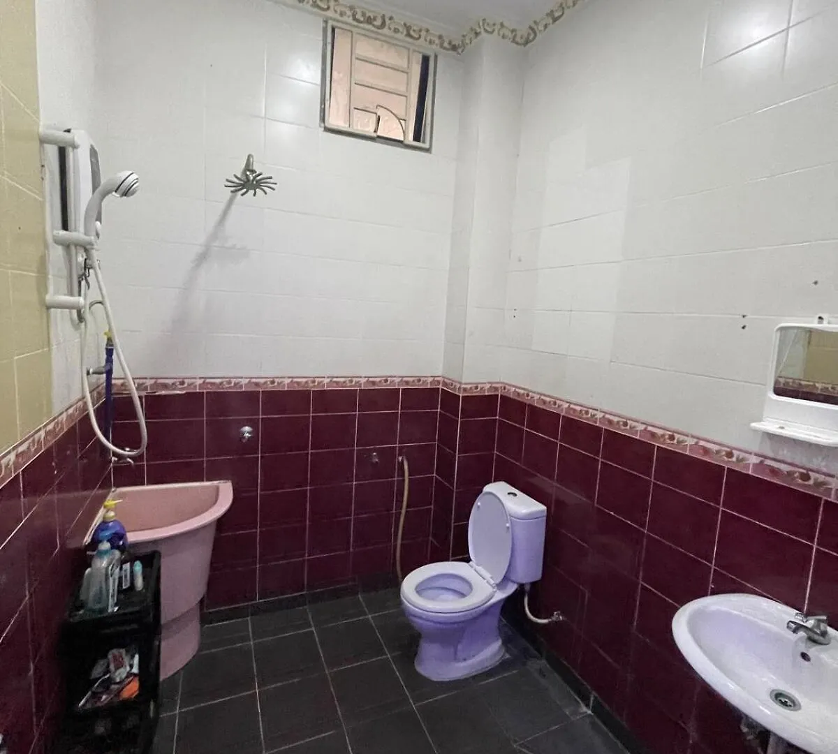 8 Rooms Budget 3 Tingkat Usm Gelugor Georgetown